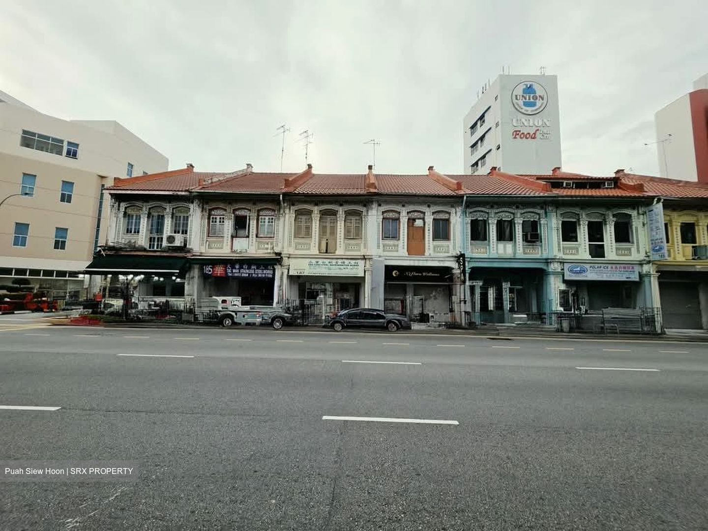 Sims Avenue (D14), Shop House #584735631